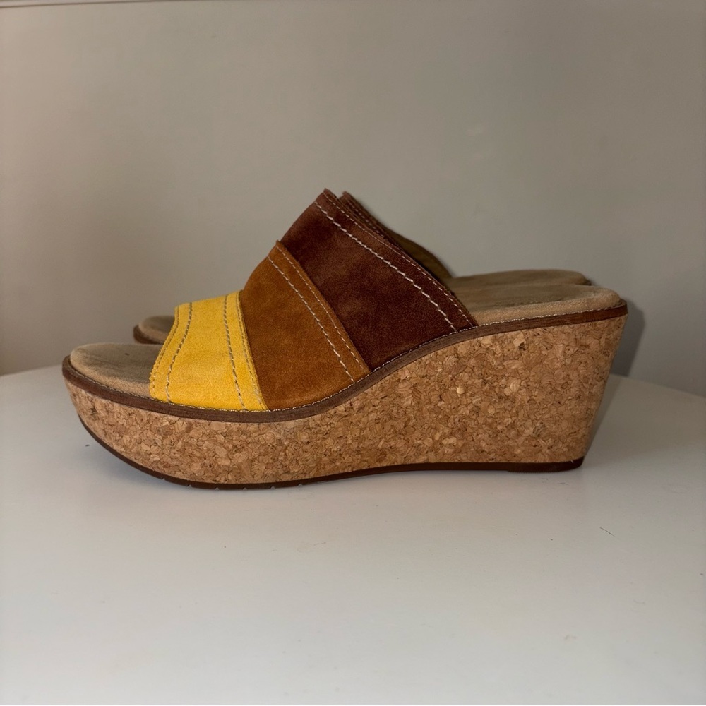 Clark’s Artisan Aisley Lily Women’s Size 8.5 Leather Slip On Cork Wedge Sandal